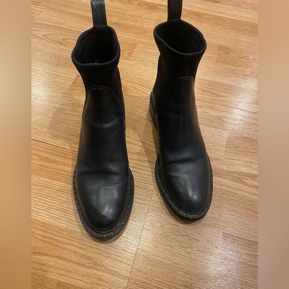 Reformation Alexa Boots - Picture 3 of 8